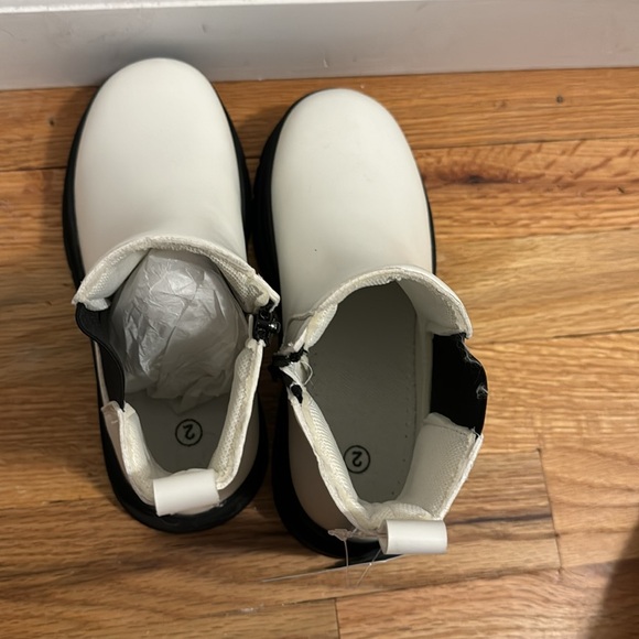 Hawkwell Boots - Picture 4 of 4